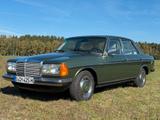 Mercedes-Benz W123 230E, Automatik, Klima, Leder, ZV, Tempomat