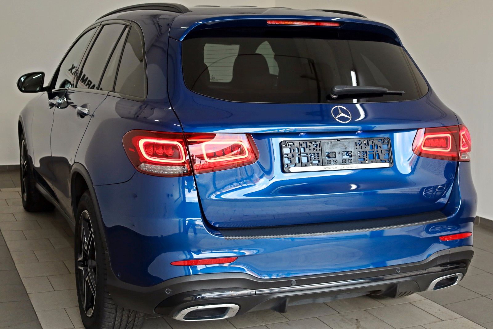 Fahrzeugabbildung Mercedes-Benz GLC 300 4M AMG Line Leder,Navi,LED,Panorama,AHK