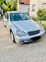 Mercedes-Benz Mercedes C-Klasse 200 Kompressor TÜV bis 1... - Mercedes-Benz E 200 aus 2001