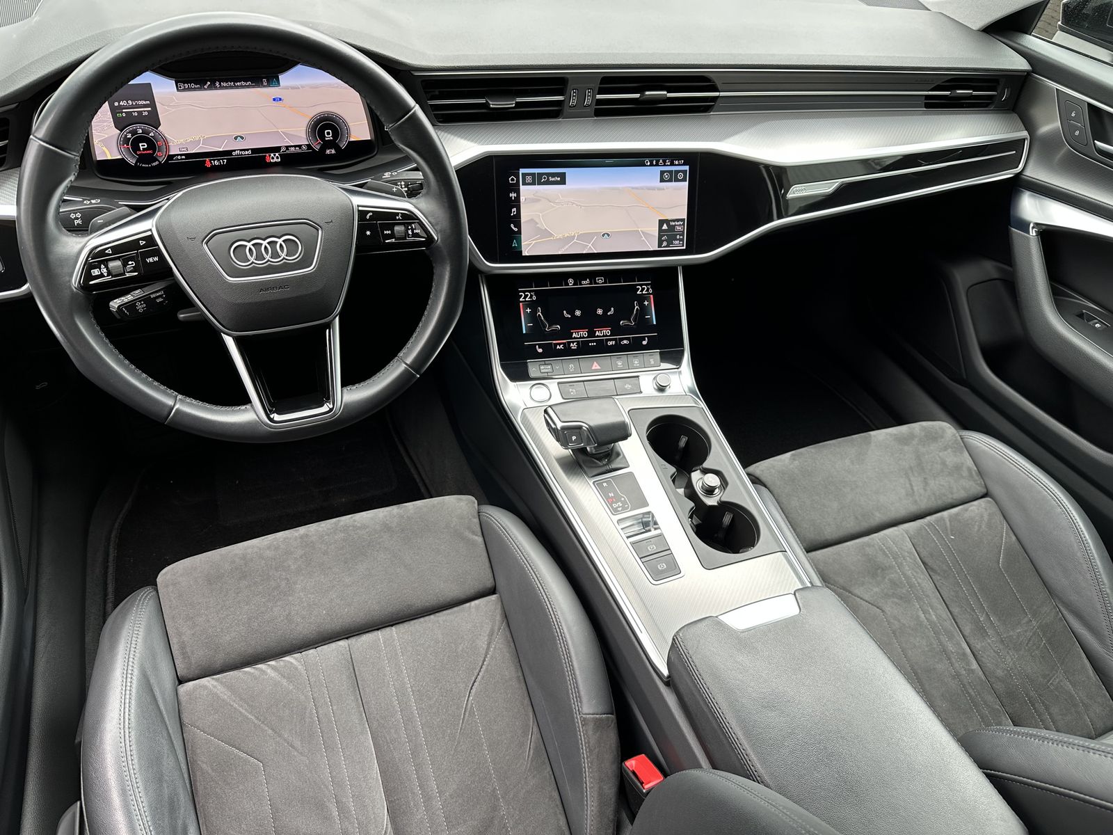 Fahrzeugabbildung Audi A6 Avant 35 TDI Sport NAV+LED+ACC+360°+VCOCK+SHZ