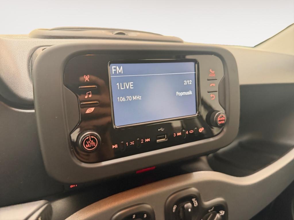 Fiat Panda BLUETOOTH DAB KLIMA MULTIFLENKRAD MP3 STAR