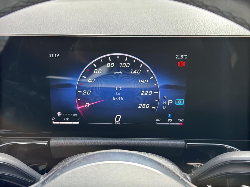 Fahrzeugabbildung Mercedes-Benz GLA 200 d LED*ParkAss*SpurH*el.Heck*PDC*RFK*AHK