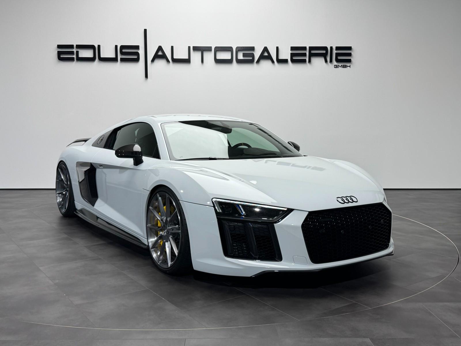 Audi R8 Coupe V10+ Einzelstück Carbon B&O Akrapovic