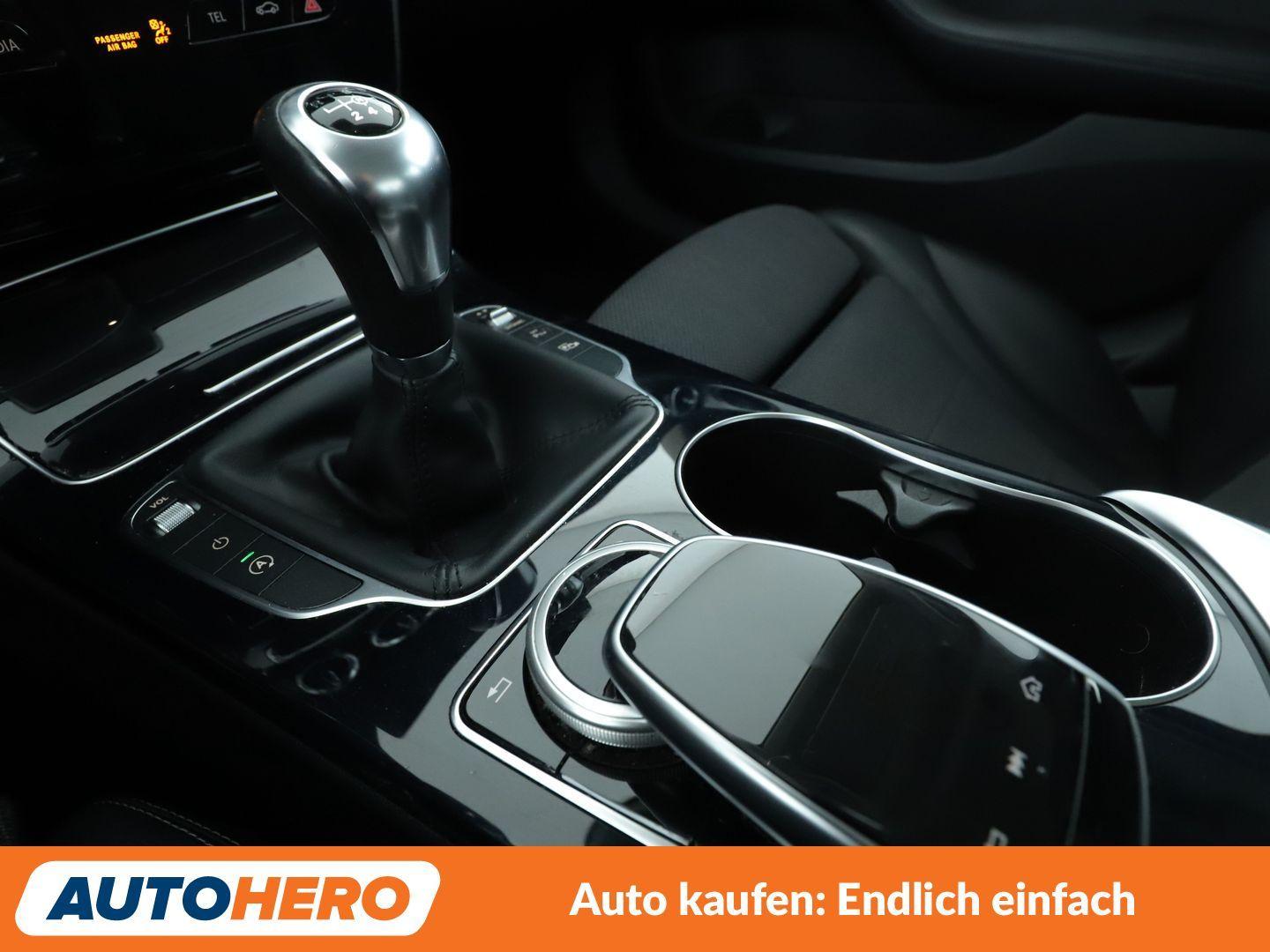 Mercedes-Benz C 180 CGI Avantgarde*LED*NAVI*TEMPO*CAM*PDC*SHZ*