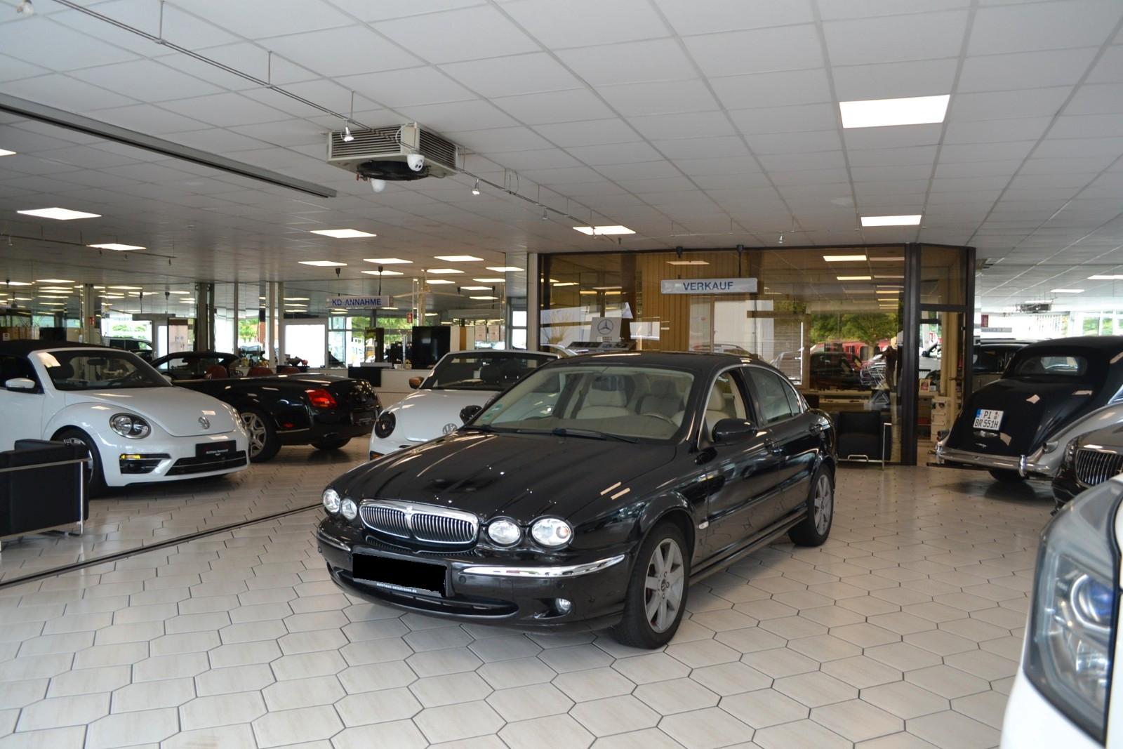 Jaguar X-Type 2,0- 1.Hand