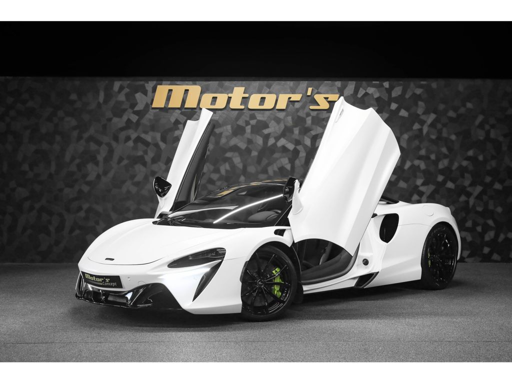 Image of McLaren Artura