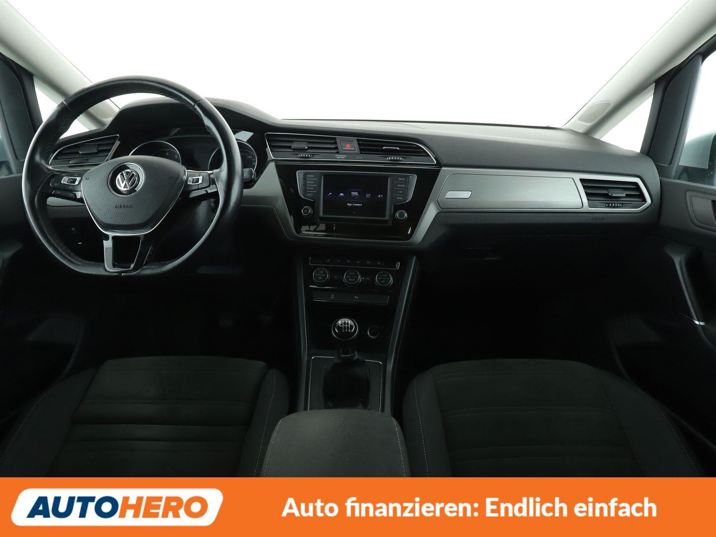 Volkswagen Touran 1.4 TSI Comfortline BlueMotion Tech *NAVI