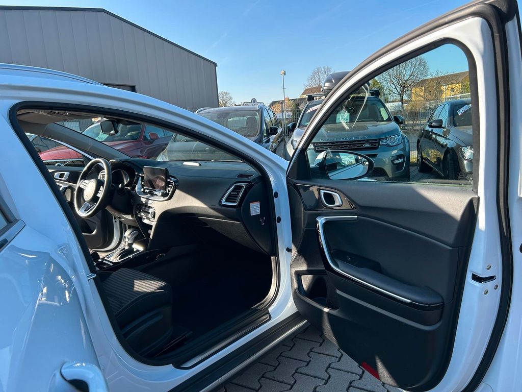 Car Image 25