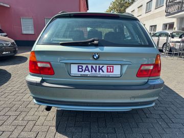 BMW 318 - 4