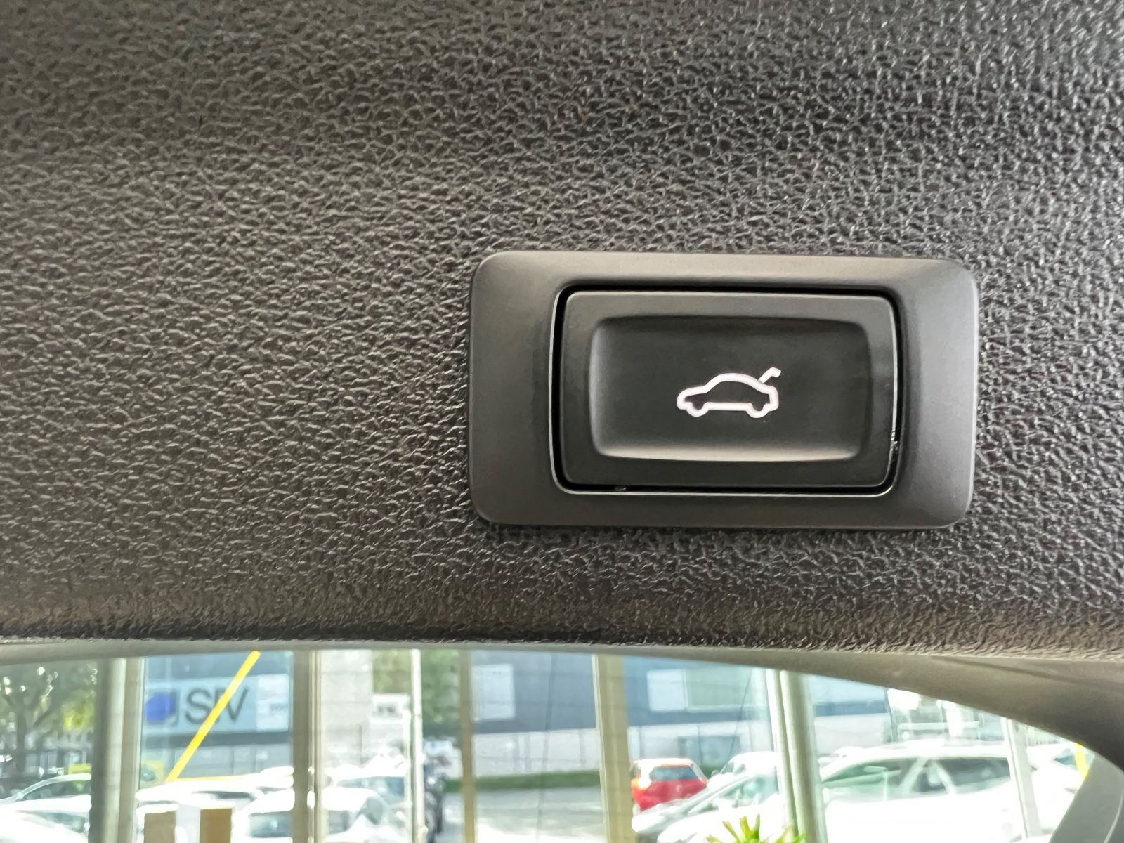Fahrzeugabbildung Audi A6 Avant 40 TDI quattro sport S line *1.HAND*