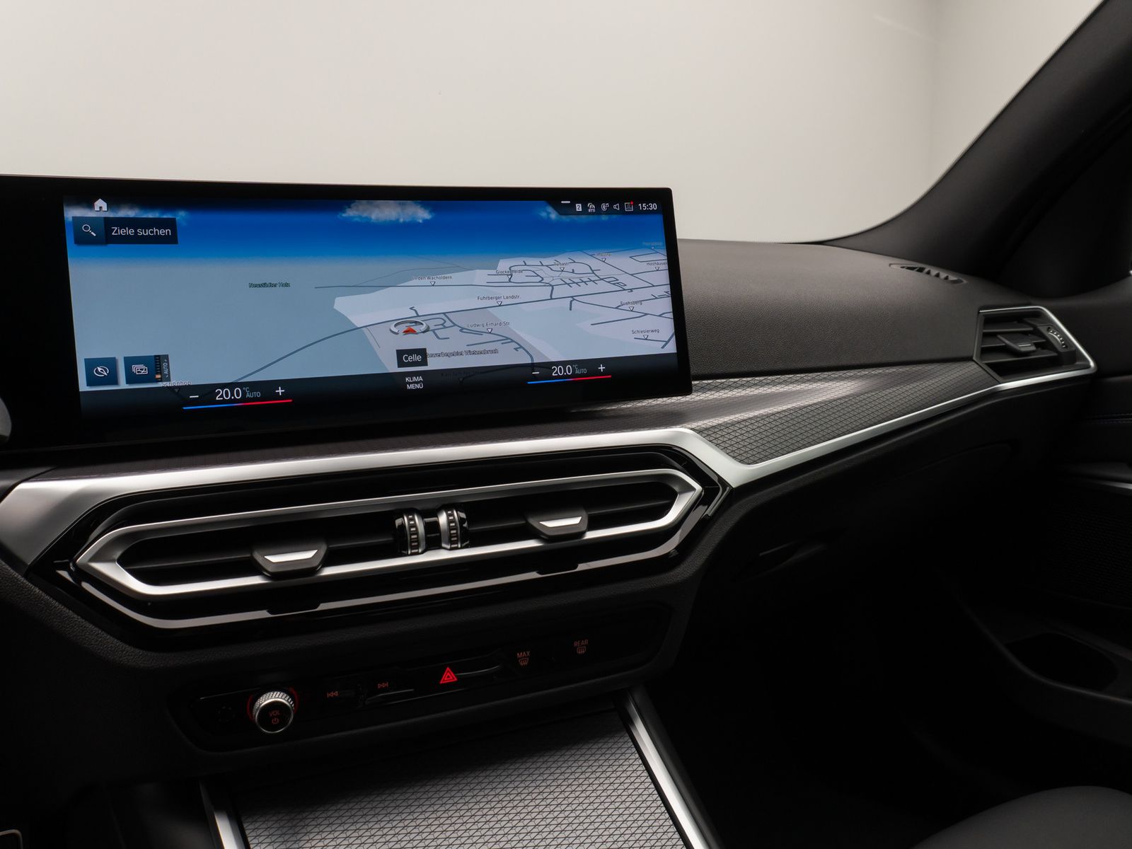 Fahrzeugabbildung BMW 318d M Sport Kamera DAB Parkassistent 18Zoll