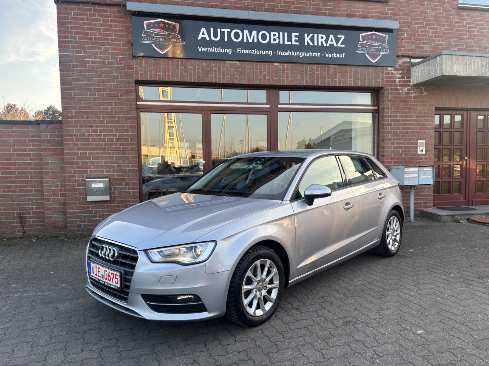 Audi A3 Sportback AUTOMATIK NAVI SHZ PDC TEMP XENON
