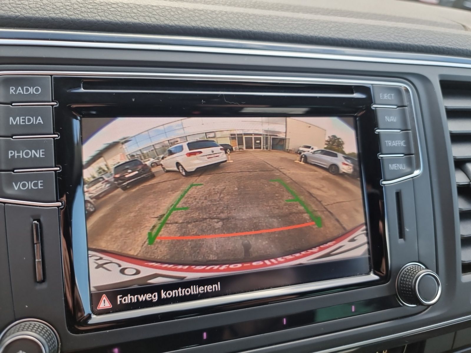 Fahrzeugabbildung Volkswagen T6 Multivan TDI DSG Comfortline LEDER STH 7-SITZ