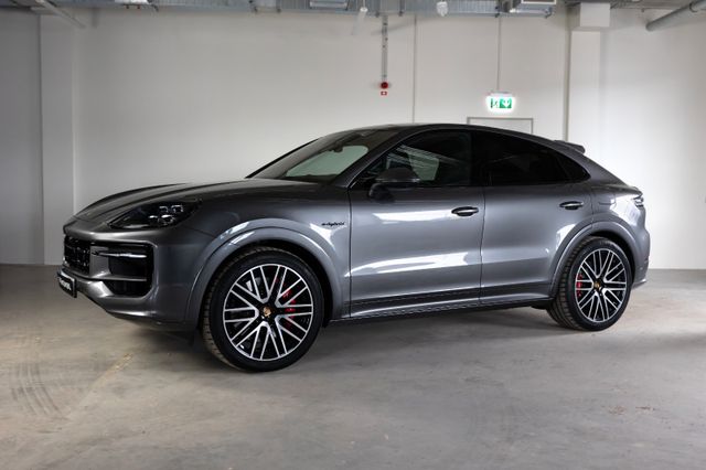 Porsche Cayenne S E-Hybrid Coupé 519HK / IN STOCK