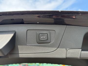 Opel Insignia B ST Business+LED+LkHz+Navi+HeadUp
