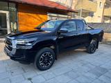 Toyota Hilux Extra Cab Executive 4x4 - Toyota Hilux: Extra Cab