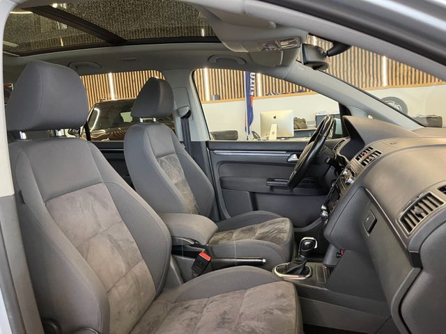 Volkswagen Touran Highline *PANO*SHZ*NAVI*PDC*TEMPOMAT*