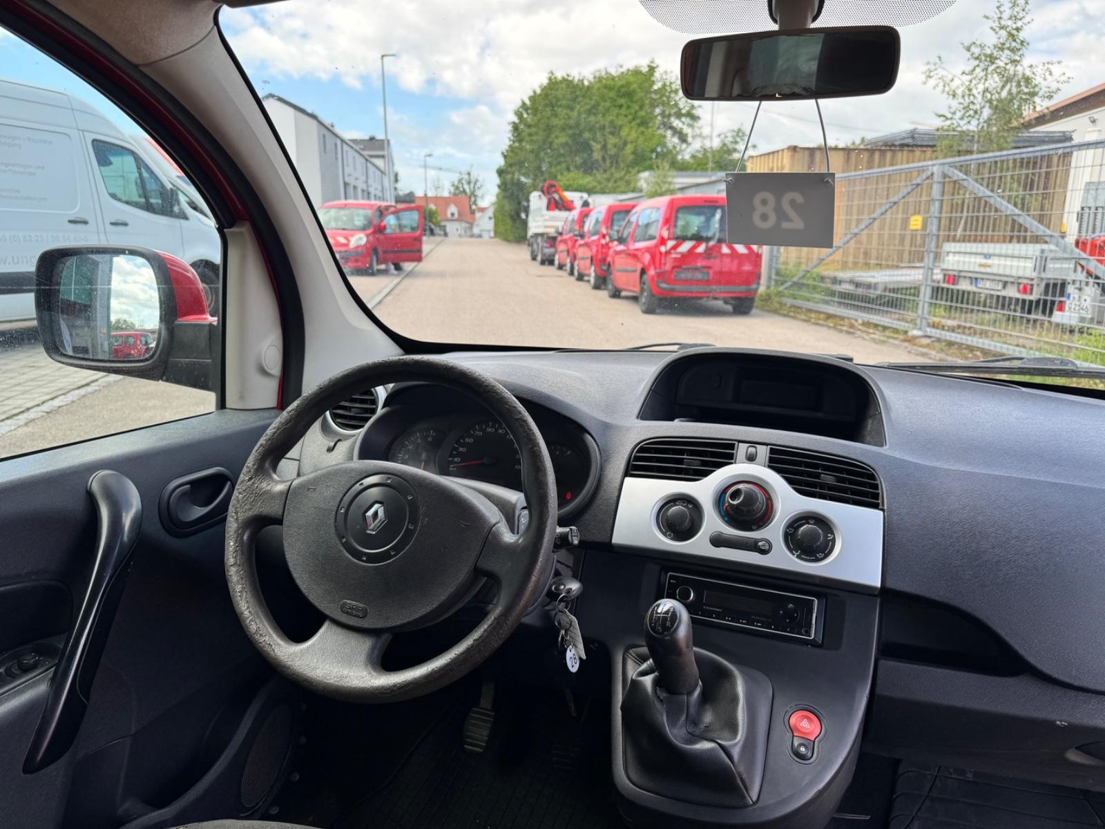 Renault Kangoo 2013 — photo 17