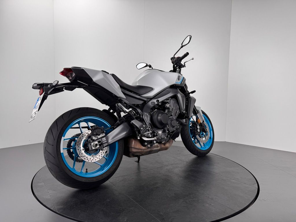 Fahrzeugabbildung Yamaha MT-09 *TOP-ZUSTAND *SERVICE NEU