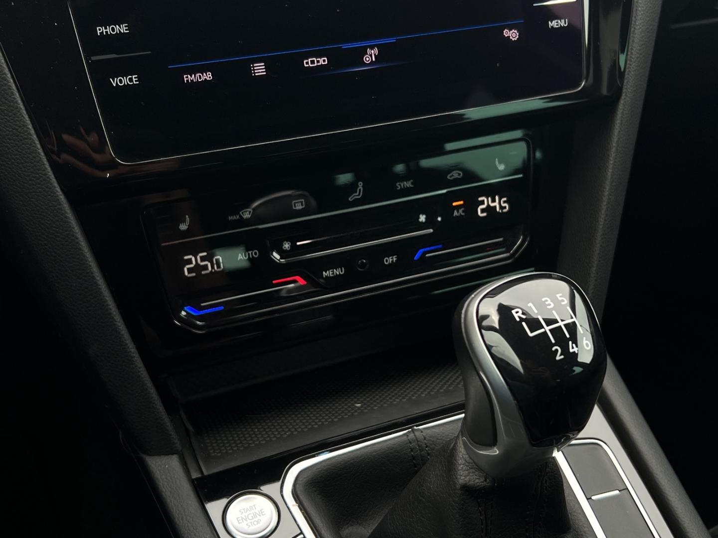 Volkswagen Passat Variant Elegance/SitzHz/ACC/DAB/Navi, миниатюра 20
