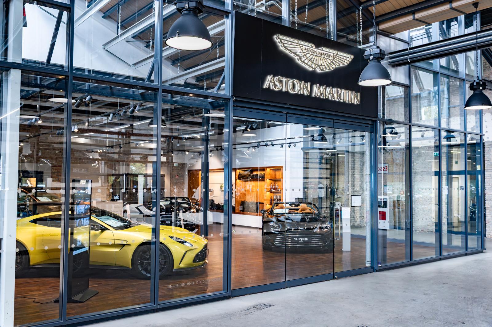 showroom-image-bottom