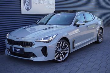 KIA Stinger - 1
