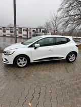 Renault Clio ENERGY TCe 90 Limited 2018 Limited 2018 - Renault Clio von privat
