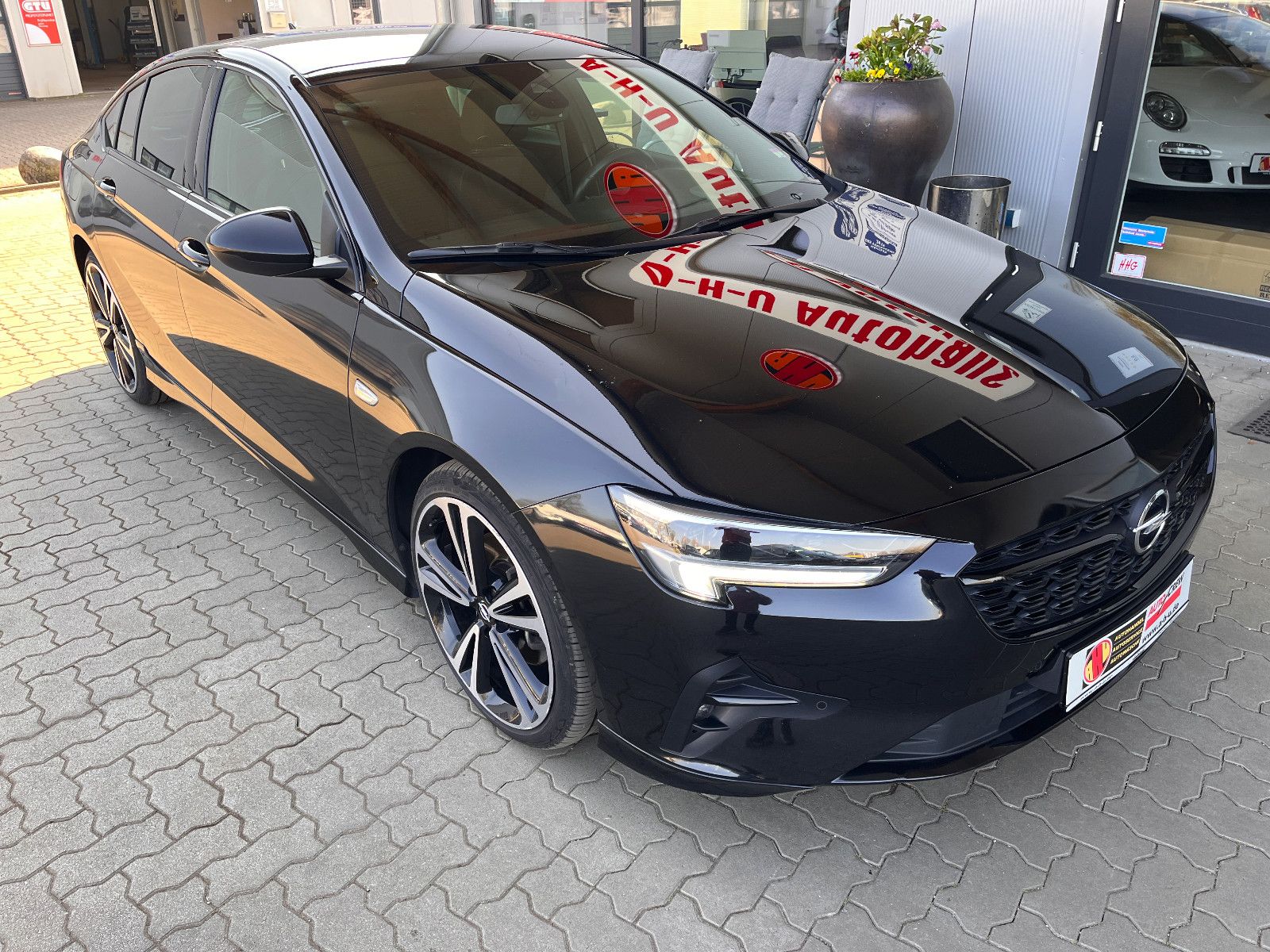 Fahrzeugabbildung Opel Insignia B Grand Sport Ultimate 2.0 Turbo Autom.