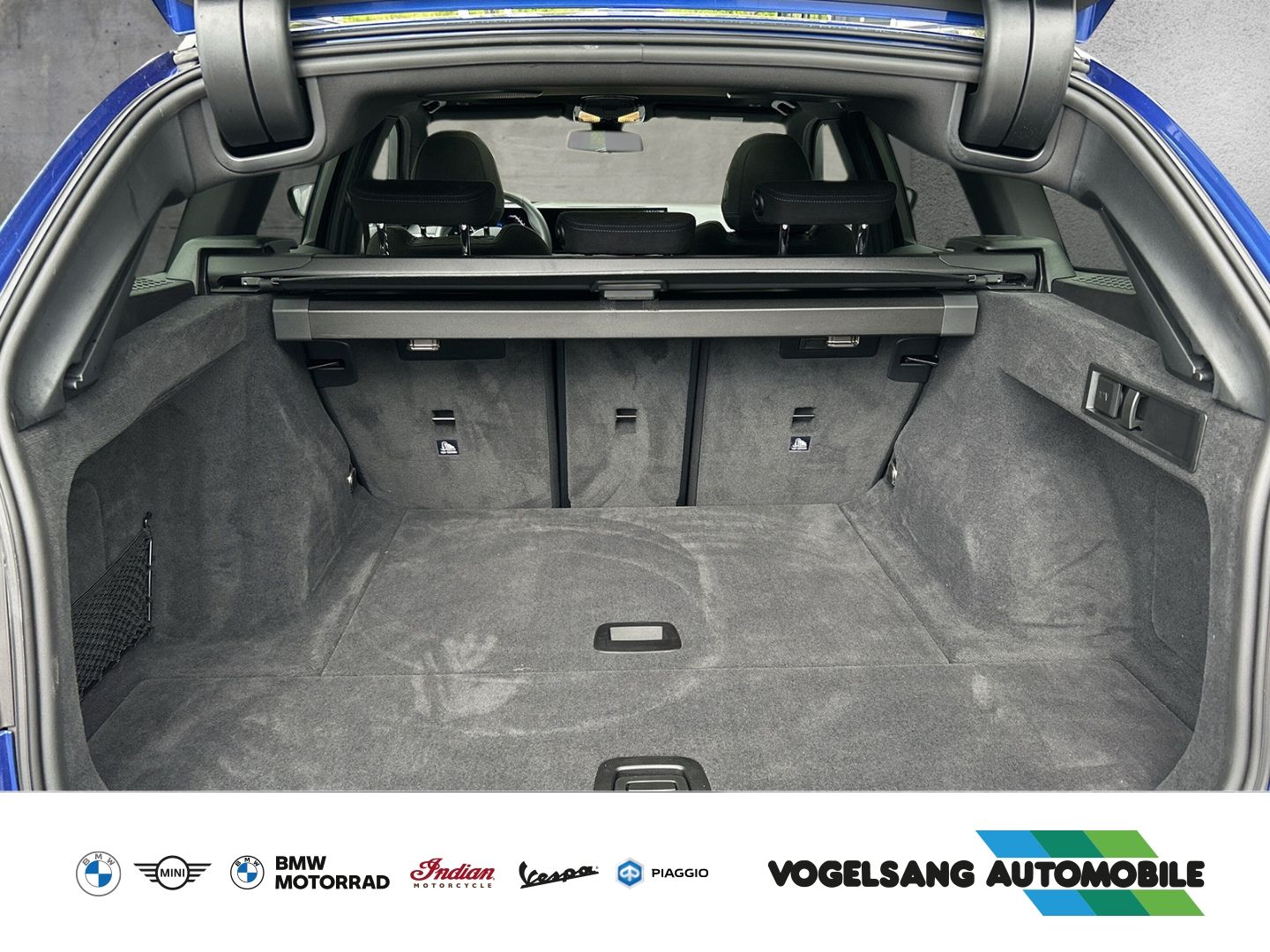 Fahrzeugabbildung BMW M340i xDrive Touring,Panodach,SurroundView,H&KSo
