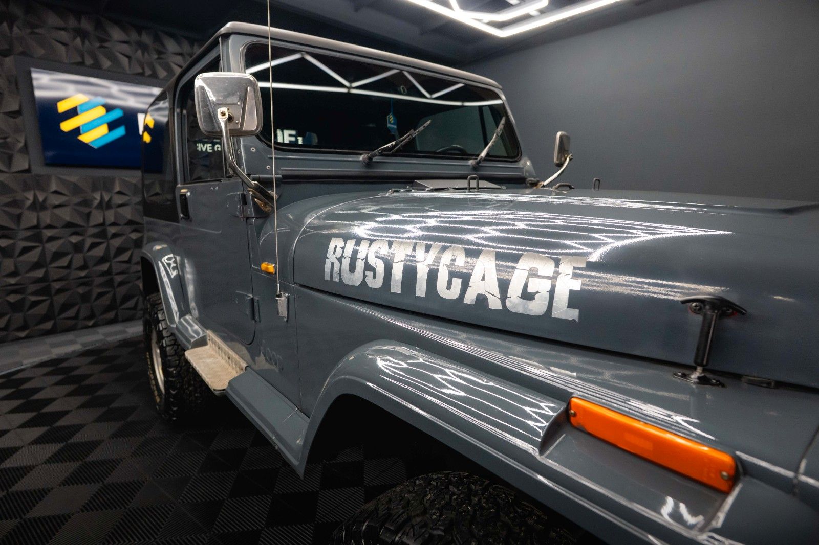 Fahrzeugabbildung Jeep Wrangler 4.0 Offroad 4x4 H-Zulassung *HardTop*