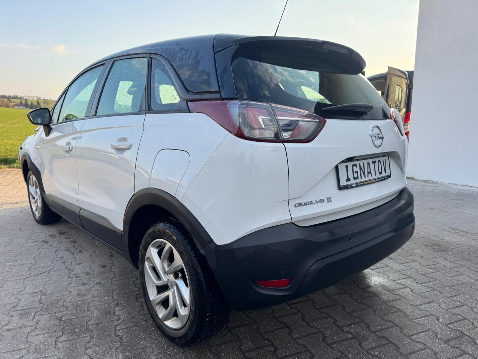 Opel Crossland (X)