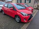 Toyota Yaris Comfort Hybrid - Toyota Yaris mit Hybrid-Antrieb: Navigationssystem, Kleinwagen