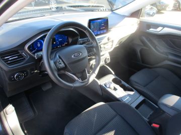 Ford Focus Turnier Titanium X LED + BLIS + NAVI +Wint