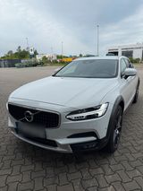 Volvo  V90 D5 Cross Country mit Polestar - Volvo V90 Cross Country aus 2018