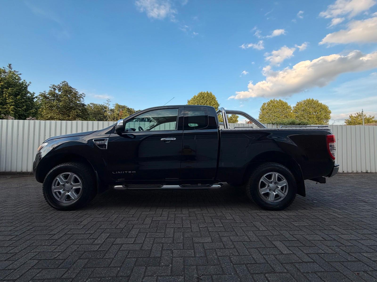 Ford Ranger Extracabine Limited édition  2.2 150ch - Cuir - Attelage - Vidange récente -