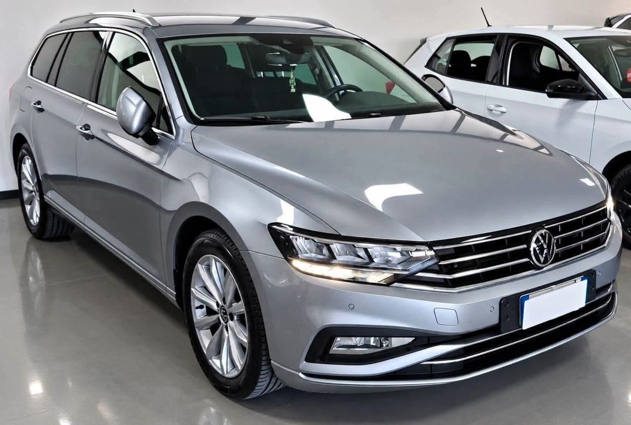 Volkswagen Passat 2.0 TDI Cambio DSG Executive imagem 2
