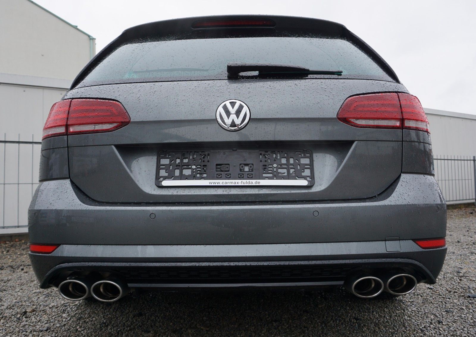 Fahrzeugabbildung Volkswagen Golf VII Variant R-line 4M,Navi,LED,SH,ACC,Kamer