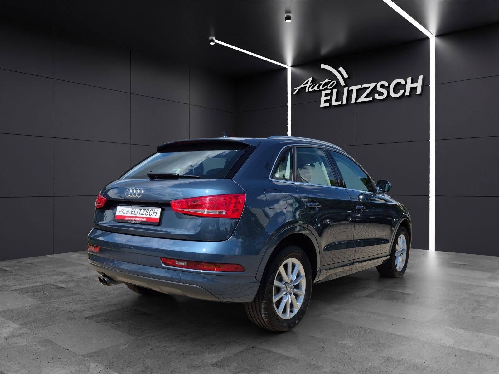 Fahrzeugabbildung Audi Q3 1.4 TFSI Sport AZV, Navi, Xenon