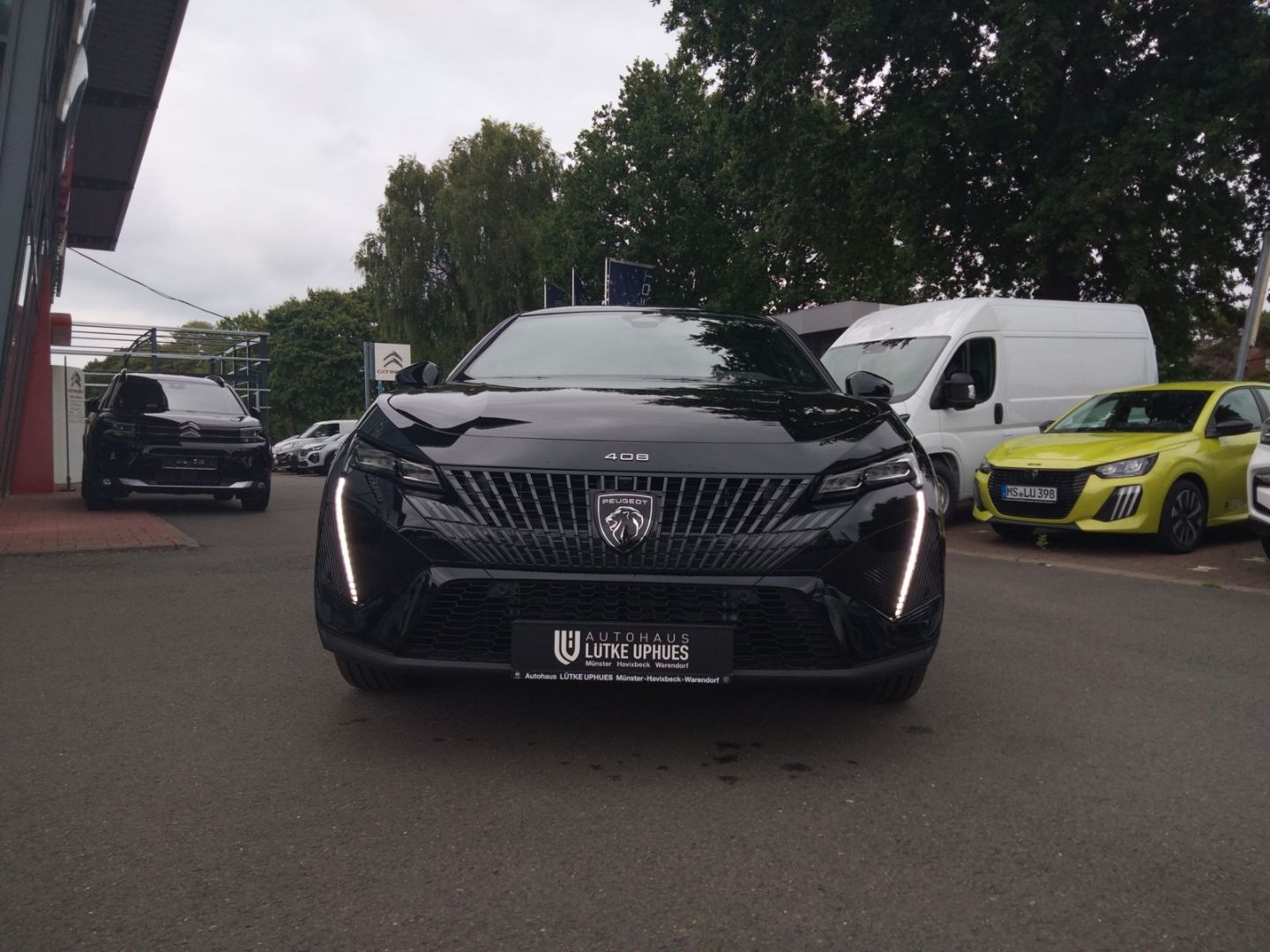 Fahrzeugabbildung Peugeot 408 GT Hybrid 145 e-DSC6 El. Panodach Navi SHZ