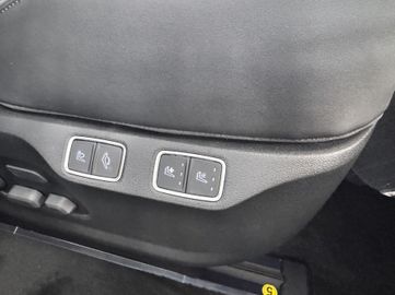 Hyundai STARIA 1.6 T-GDI Signature (225PS) Panodach