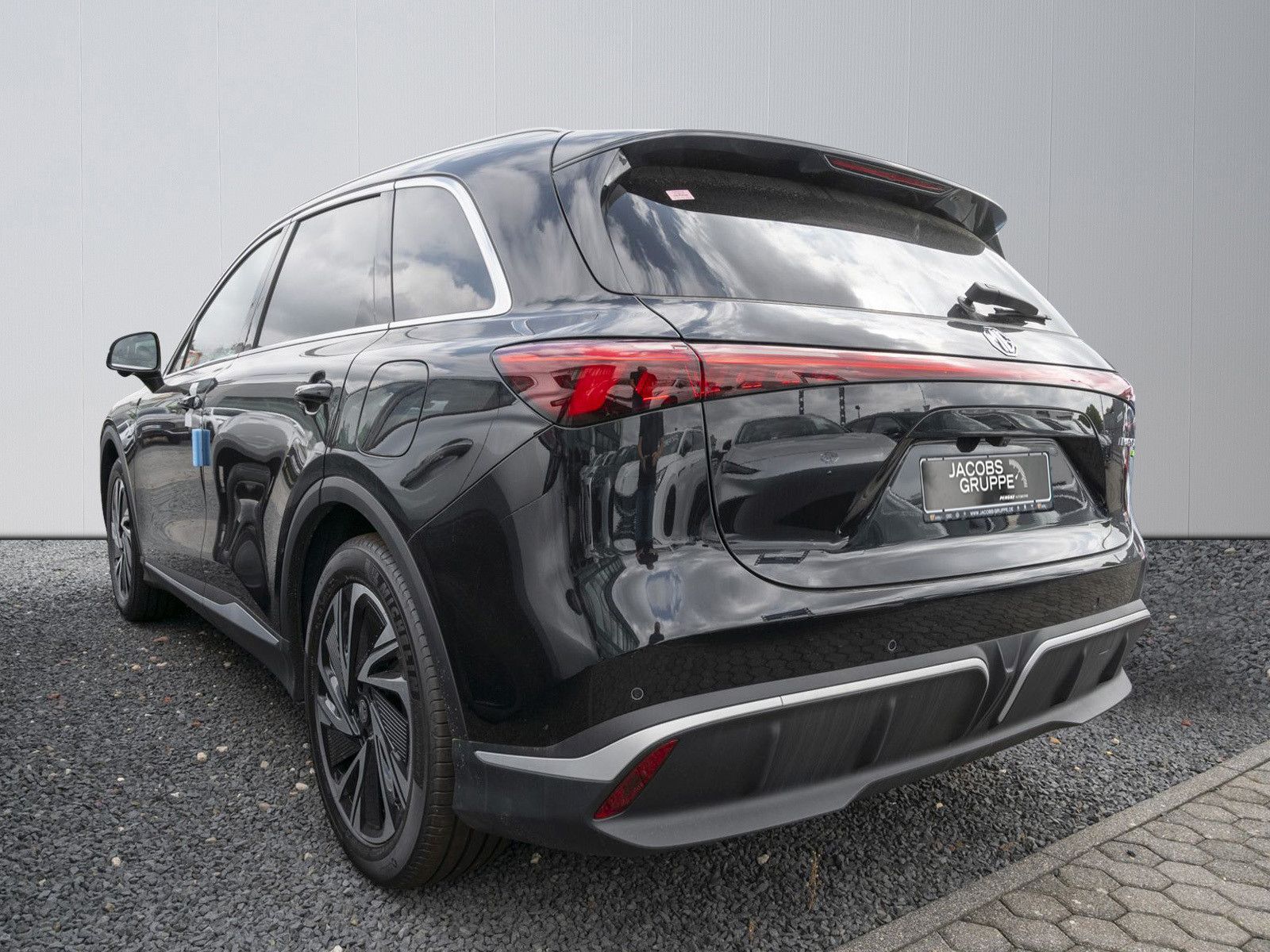 MG S6 EV