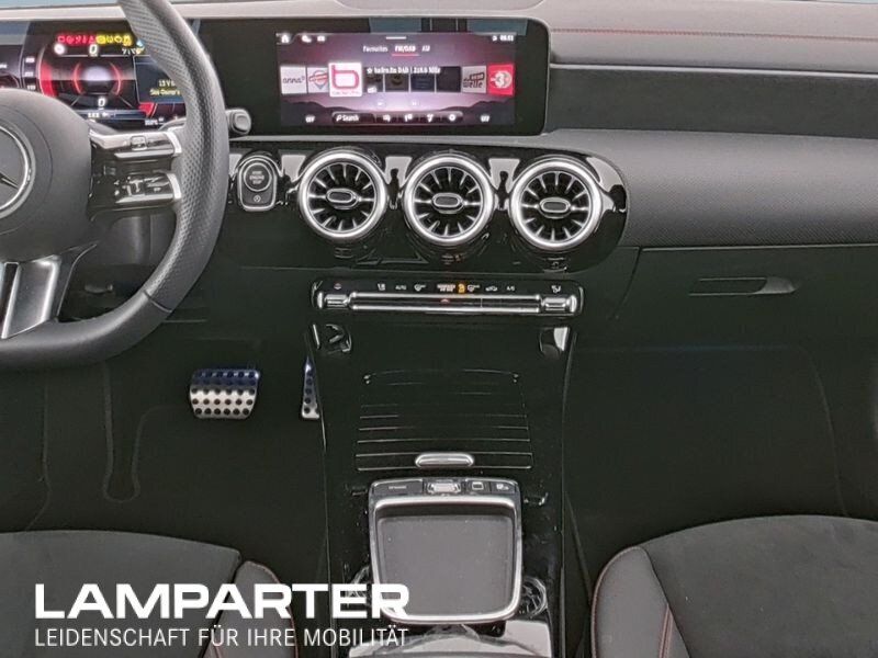 Mercedes-Benz CLA 200 d AMG AUT-8G NAV LED SPU KEY PTS KAM WiP foto 5