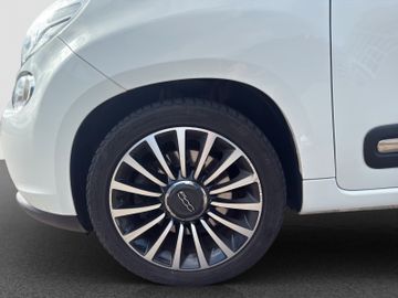 Fotografie des Fiat 500L Pop Star Panoramadach PDC