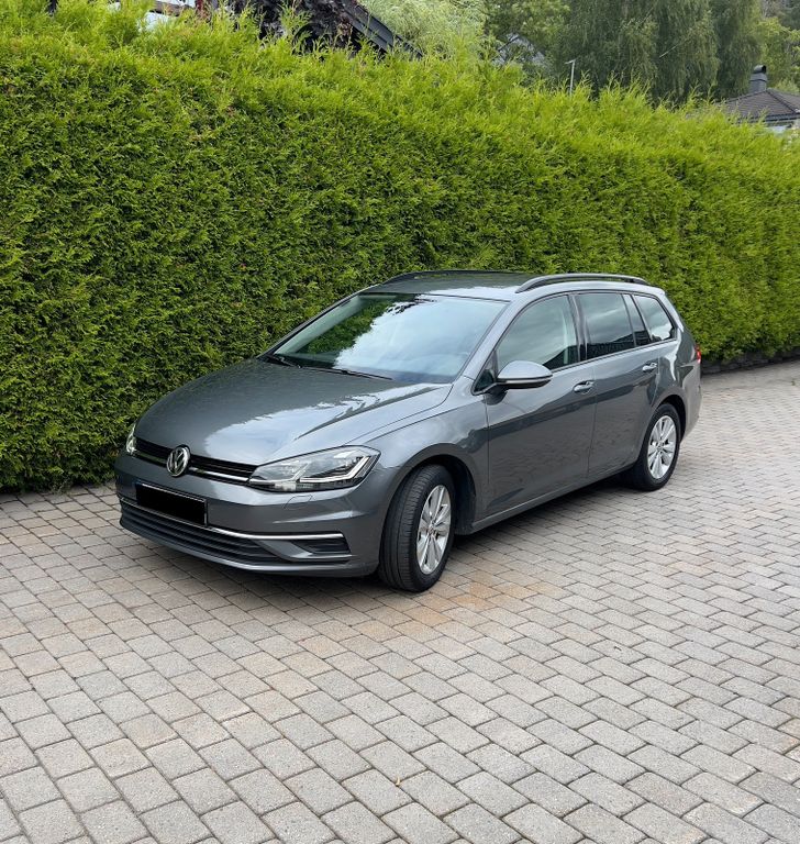 Image of Volkswagen Golf