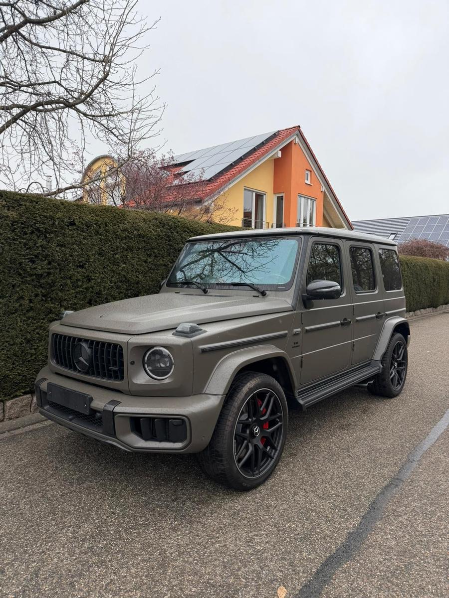 Mercedes-Benz G 63 AMG DUNKELOLIV MAGNO