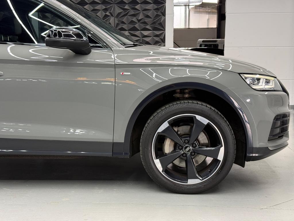Audi Q5 2.0 TDI quattro S line Black, Foto 45 von 50