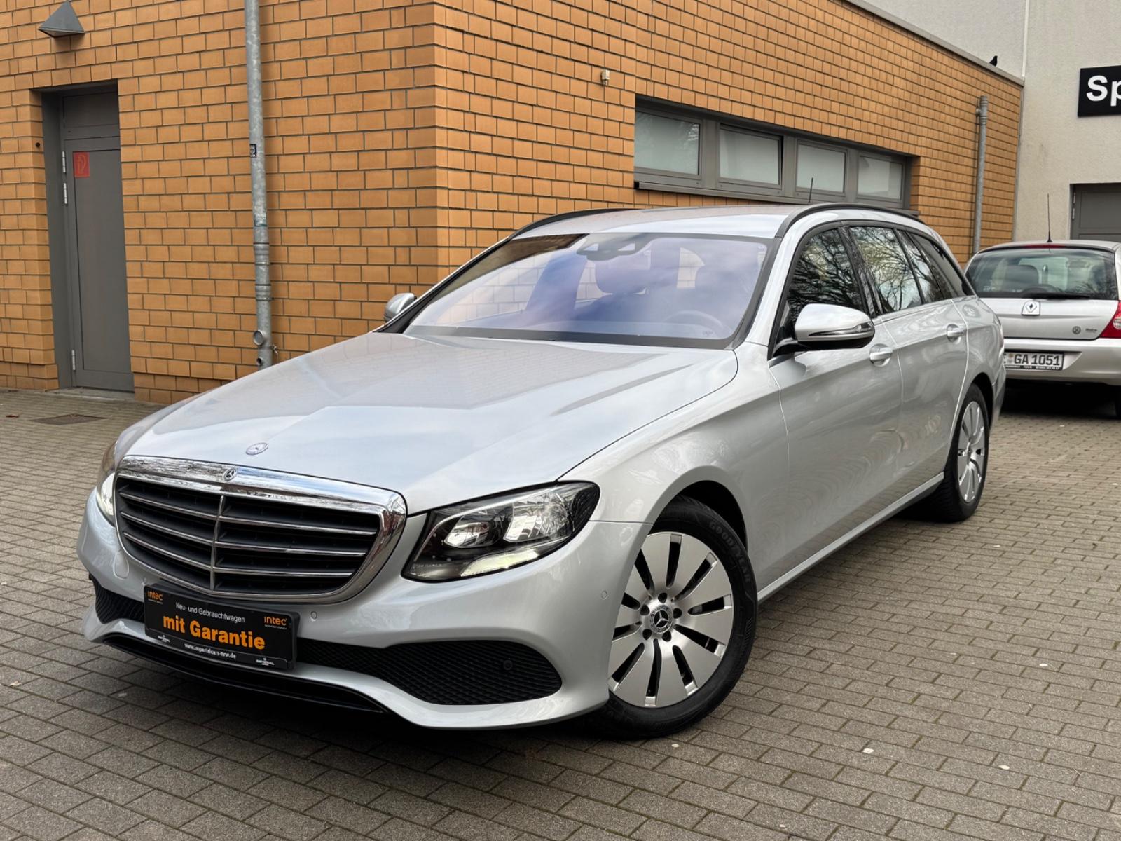 Mercedes-Benz E 220 d T-Modell/1.HAND/70TKM/NAVI/SHZ/PDC/
