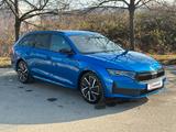 Skoda 2.0TSi 4x4 Sportline NAVI KAMERA eHK LM18"AHK - Skoda Octavia: Allradantrieb