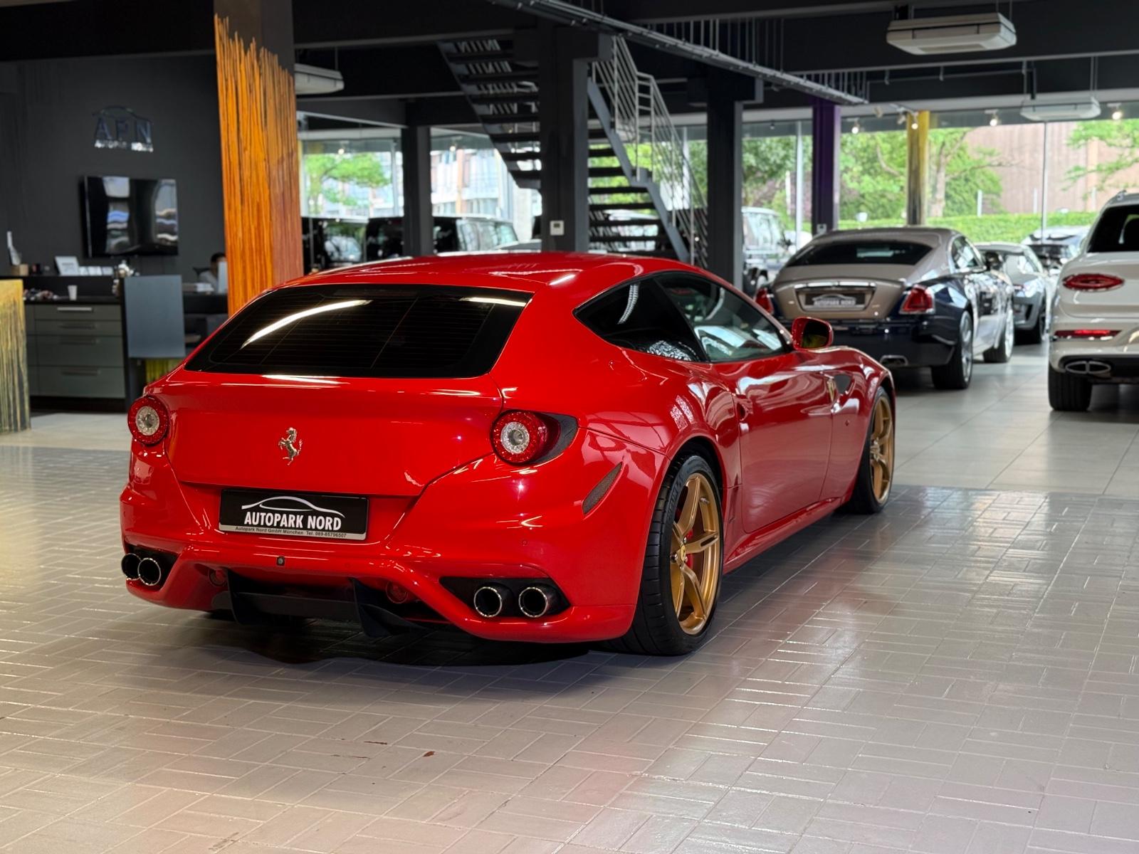 FERRARI FF 6.3 V12 PACK CARBONE