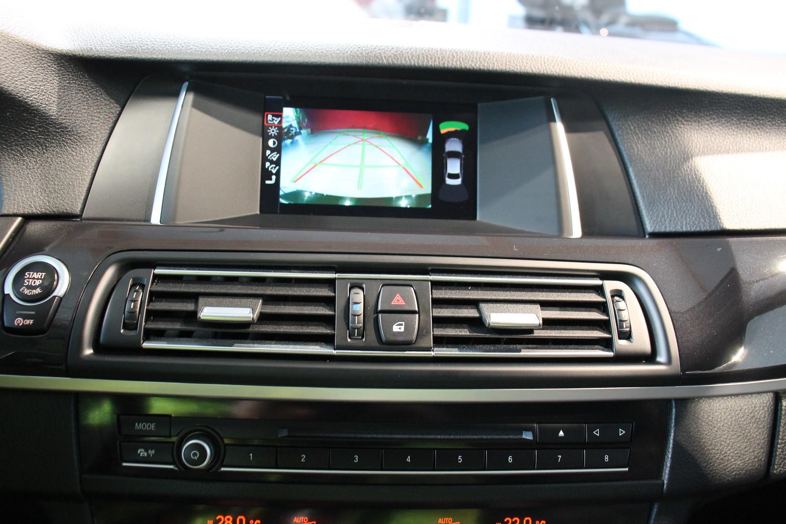 BMW 520i Limousine Head-Up Kamera AHK Navi SHZ